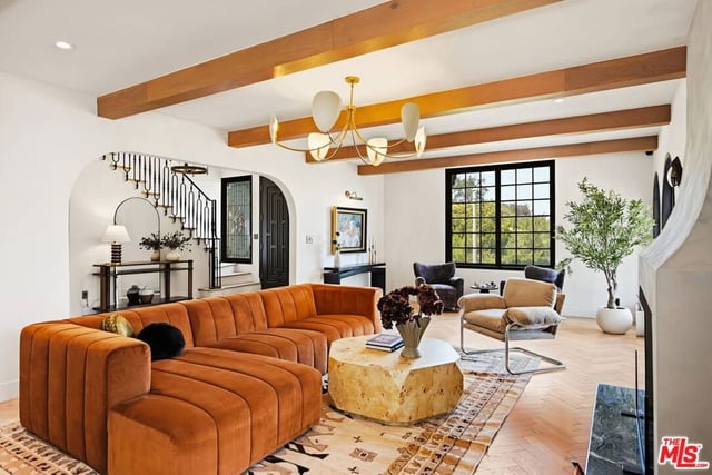 8244 Skyline Drive, Los Angeles, CA 90046 — photo 4 of 47