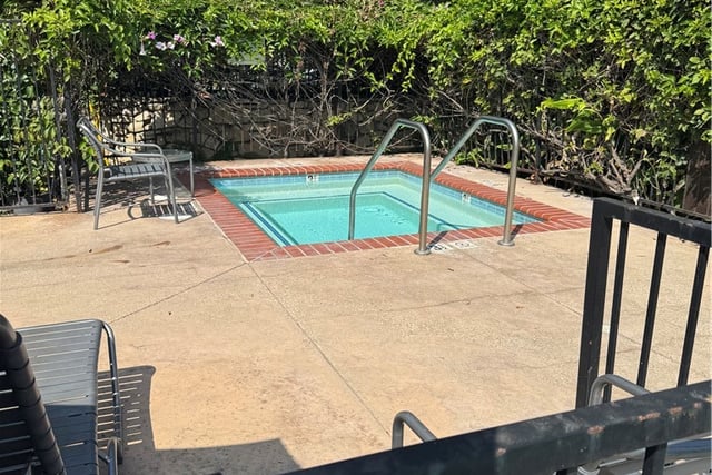4040 Grand View 44, Los Angeles, CA 90066 — photo 28 of 31