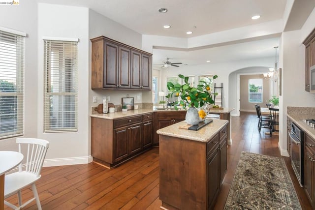 1806 Moscato Pl, Brentwood, CA 94513 — photo 10 of 42