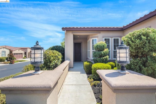 1806 Moscato Pl, Brentwood, CA 94513 — photo 2 of 42