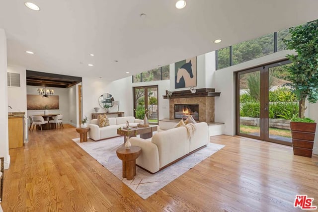 4099 Mandeville, Brentwood, CA 90049 — photo 2 of 51