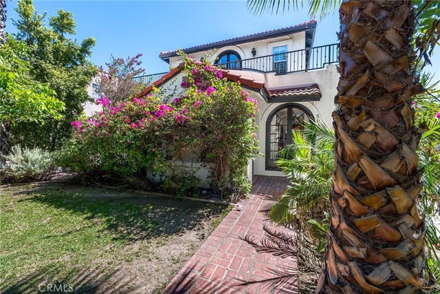 504 N Hill Avenue, Pasadena, CA 91106 — photo 3 of 34