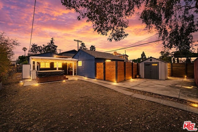 11143 Califa Street, Los Angeles, CA 91601 — photo 10 of 15