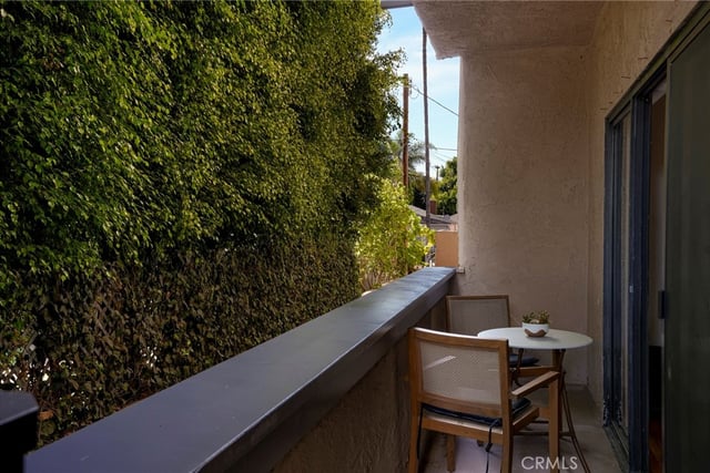 2307 Fox Hills 105, Los Angeles, CA 90064 — photo 13 of 34