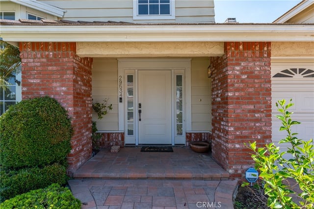 29534 Meadowmist Way, Agoura Hills, CA 91301 — photo 6 of 54