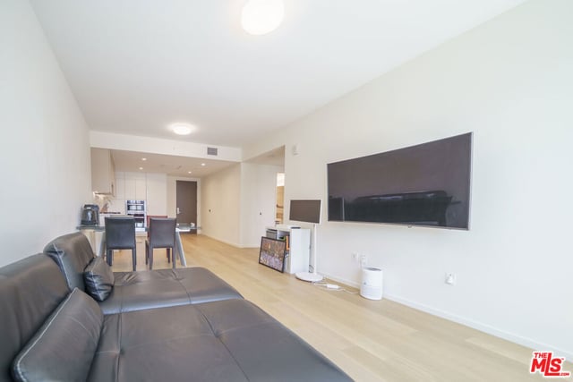 877 Francisco Street 1208, Los Angeles, CA 90017 — photo 7 of 35