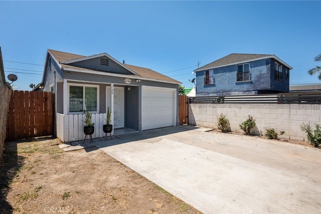 728 W Cressey, Compton, CA 90222 — photo 3 of 40