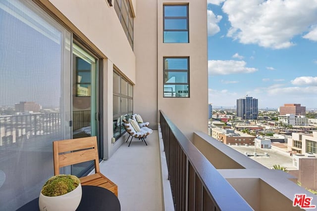 1645 N Vine Street 911, Los Angeles, CA 90028 — photo 38 of 60