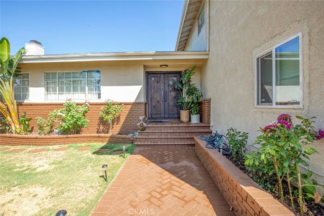13889 Nurmi, Sylmar, CA 91342 — photo 3 of 73