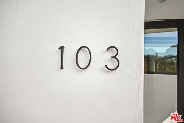 212 Bay Street 103, Santa Monica, CA 90405 — photo 2 of 43