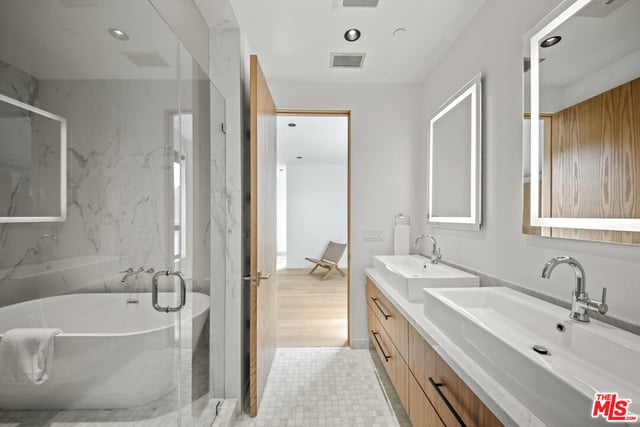 212 Bay Street 103, Santa Monica, CA 90405 — photo 23 of 43