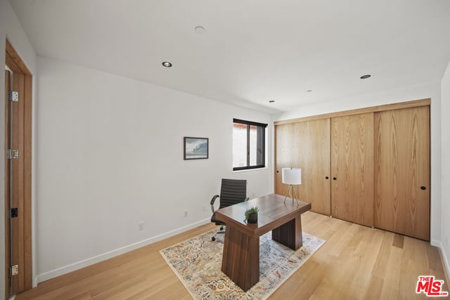 212 Bay Street 103, Santa Monica, CA 90405 — photo 25 of 43