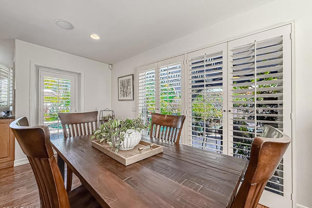 667 Azure Hills Drive, Simi Valley, CA 93065 — photo 21 of 68