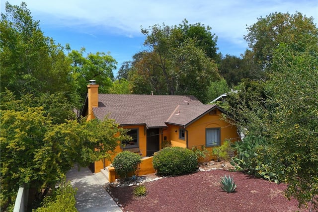 1815 N Michigan Avenue, Pasadena, CA 91104 — photo 37 of 41