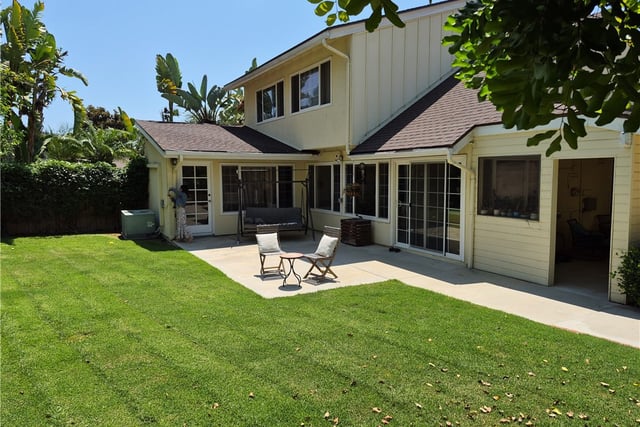 2100 Shady Brook dr, Thousand Oaks, CA 91362 — photo 3 of 22