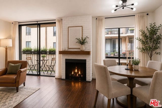 1750 Camino Palmero Street 442, Los Angeles, CA 90046 — photo 4 of 31
