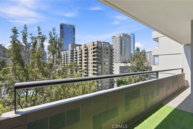 600 W 9th 910, Los Angeles, CA 90015 — photo 27 of 28