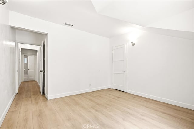 11840 Gilmore, Los Angeles, CA 91606 — photo 14 of 32