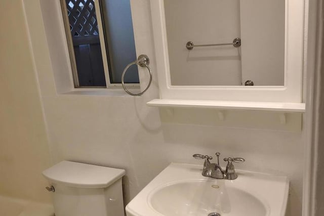 18307 Burbank 51, Tarzana, CA 91356 — photo 12 of 19
