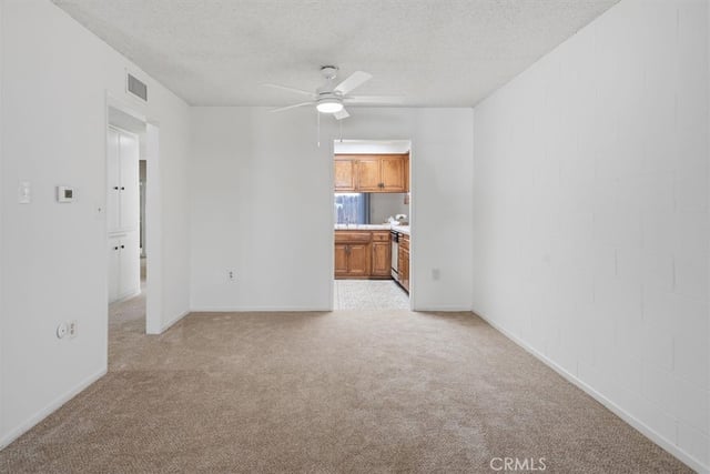 26838 Avenue Of The Oaks #C, Newhall, CA 91321 — photo 7 of 44