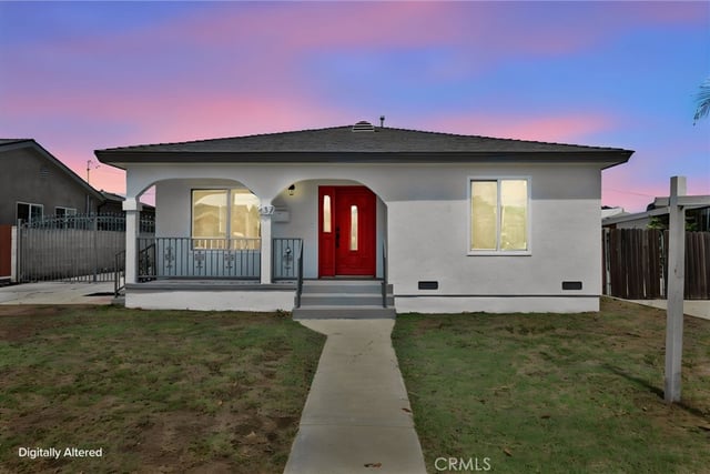 637 E 121st Place, Los Angeles, CA 90059 — photo 2 of 35