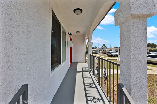 637 E 121st Place, Los Angeles, CA 90059 — photo 26 of 35