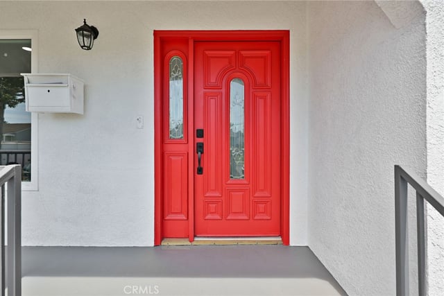 637 E 121st Place, Los Angeles, CA 90059 — photo 5 of 35