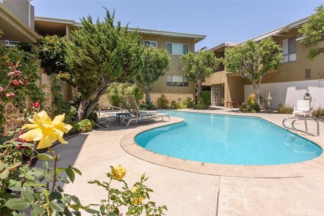 1901 Peyton Avenue W, Burbank, CA 91504 — photo 25 of 34