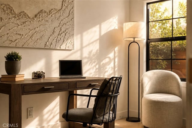 584 N Plymouth, Los Angeles, CA 90004 — photo 20 of 38
