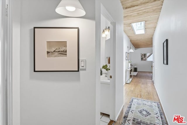 1308 N Beverly Glen Boulevard, Los Angeles, CA 90077 — photo 11 of 43