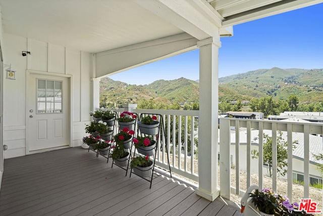 30473 Mulholland Hwy 174, Agoura Hills, CA 91301 — photo 4 of 36