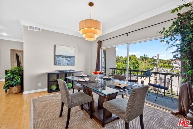 612 S Barrington Avenue 417, Los Angeles, CA 90049 — photo 15 of 57