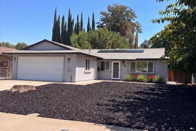 916 N Estates Dr, Brentwood, CA 94513 — photo 2 of 17