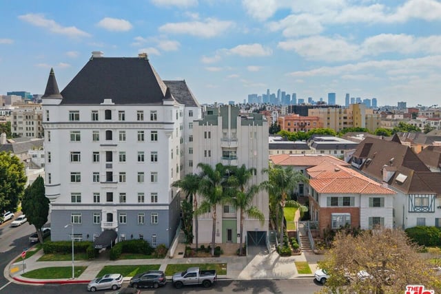 906 S Serrano Avenue 401, Los Angeles, CA 90006 — photo 33 of 41