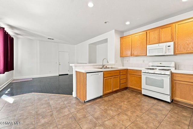 2493 Aurora Lane, Simi Valley, CA 93063 — photo 14 of 44