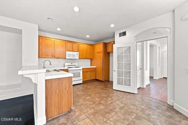 2493 Aurora Lane, Simi Valley, CA 93063 — photo 15 of 44