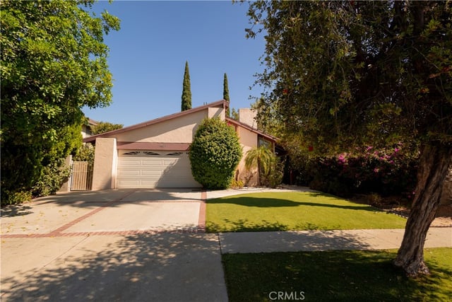 18129 Delano, Reseda, CA 91335 — photo 2 of 25