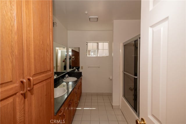 18129 Delano, Reseda, CA 91335 — photo 21 of 25