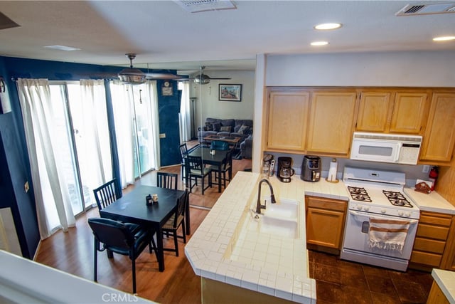 23617 Big Sky Walk 120, Valencia, CA 91354 — photo 21 of 40