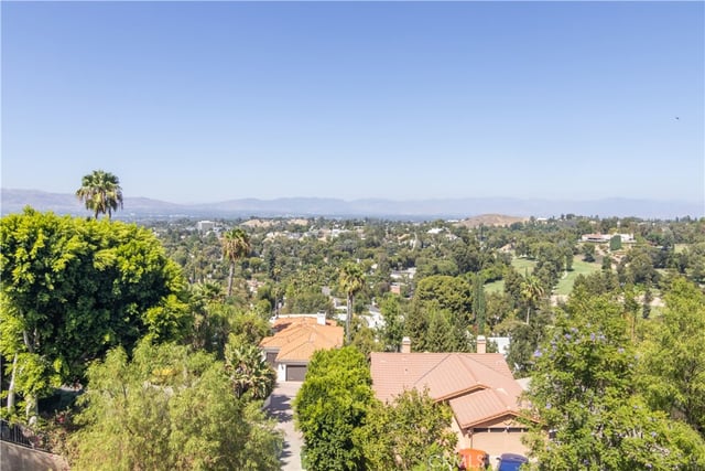 4999 Alatar Drive, Woodland Hills, CA 91364 — photo 37 of 45