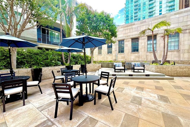 300 E 4th Street 422, Long Beach, CA 90802 — photo 11 of 14