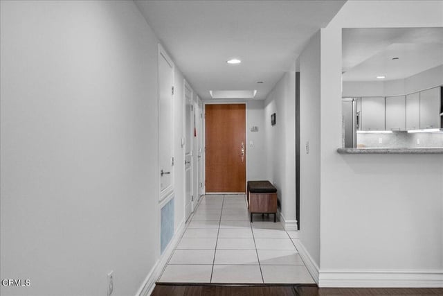 1353 N Fuller Avenue 204, Los Angeles, CA 90046 — photo 21 of 28