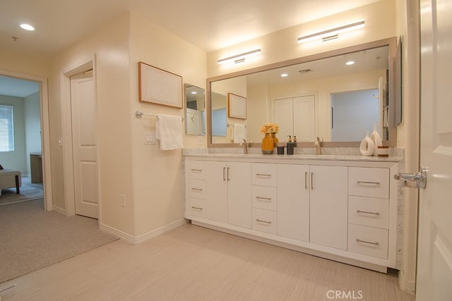 931 E Walnut Street 316, Pasadena, CA 91106 — photo 22 of 32