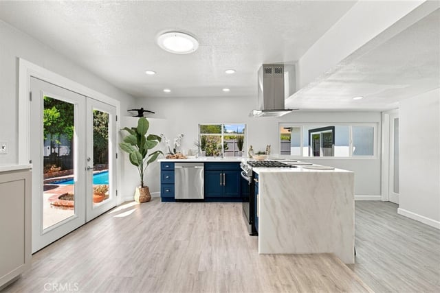 5847 Texhoma Avenue, Encino, CA 91316 — photo 9 of 23