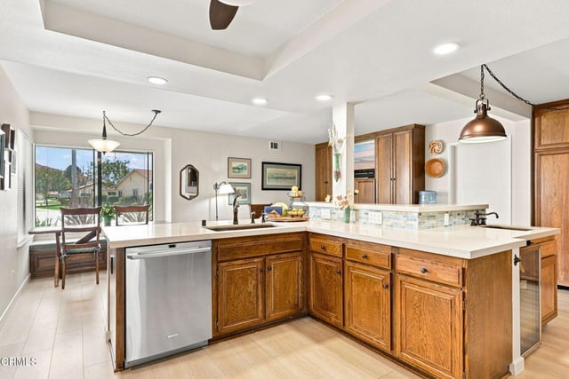 42062 Village 42, Camarillo, CA 93012 — photo 11 of 45