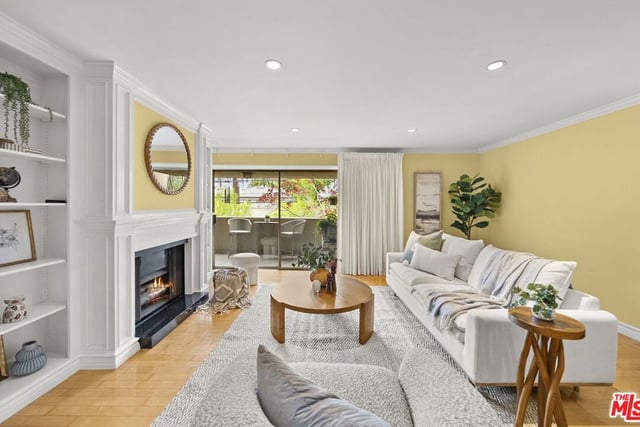 630 Idaho Avenue 204, Santa Monica, CA 90403 — photo 4 of 30