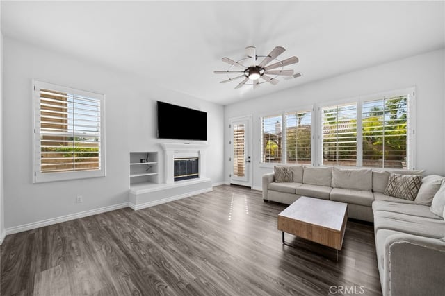 28251 Infinity, Saugus, CA 91390 — photo 12 of 63