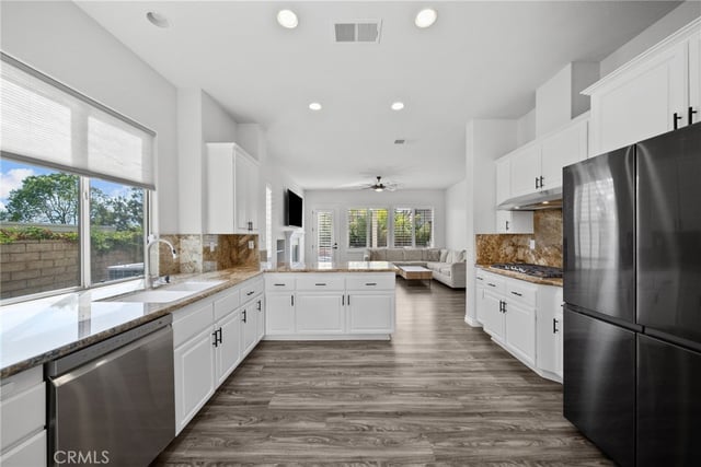 28251 Infinity, Saugus, CA 91390 — photo 21 of 63