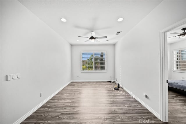 28251 Infinity, Saugus, CA 91390 — photo 25 of 63