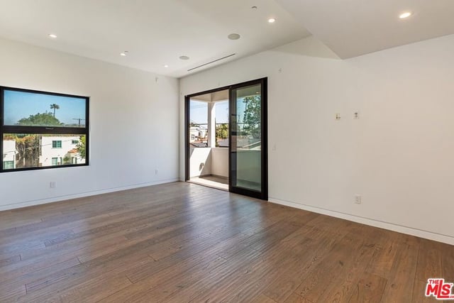 458 S Sycamore Avenue, Los Angeles, CA 90036 — photo 19 of 30